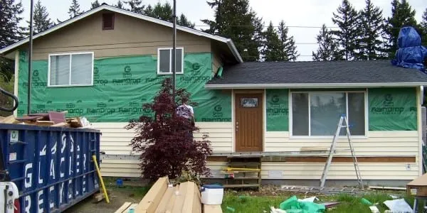 Slide of 2FL Windows & Siding