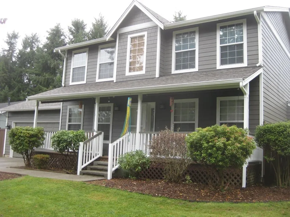 Slide of 2FL Windows & Siding