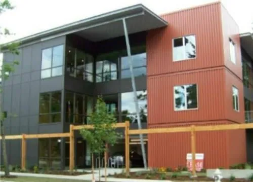 Slide of 2FL Windows & Siding