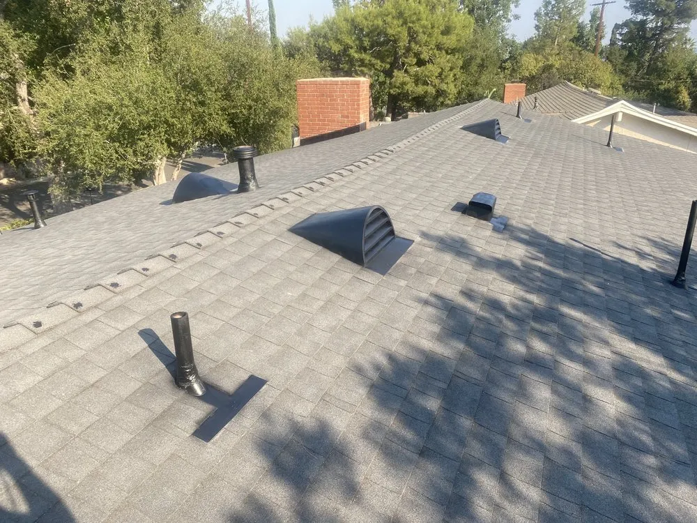 Slide of 2Gun Roofing & Waterproofing