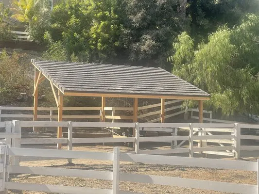 2Gun Roofing & Waterproofing Logo