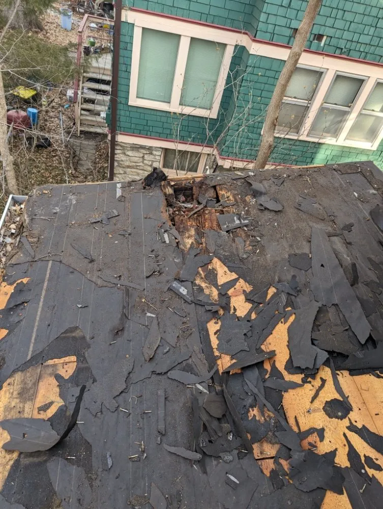 Slide of 2nd Gen Roofing and Construction