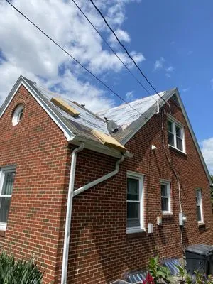 3 Clovers Roofing & Construction