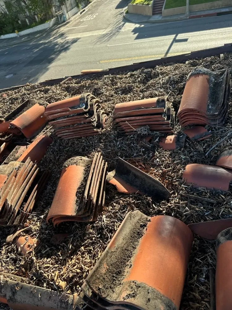 Slide of 3 Kings Enterprises