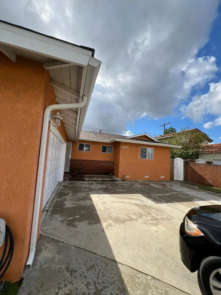 Slide of 3 Kings Enterprises