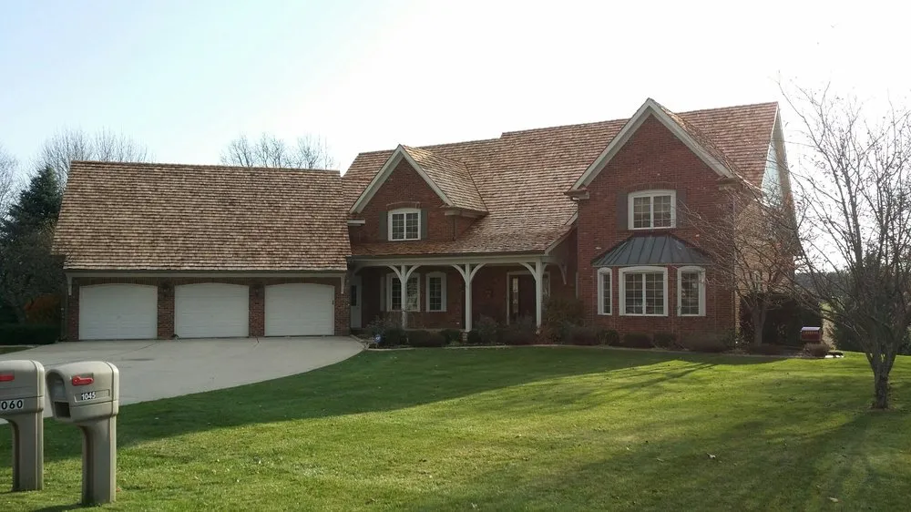 Slide of 3 Kings Roofing and Construction