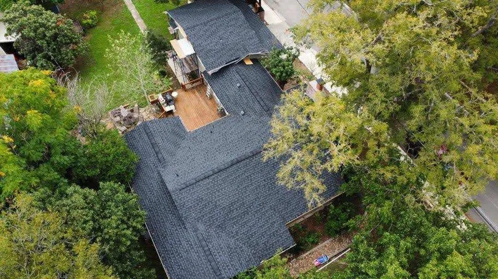 Slide of 3 Rivers Roofing