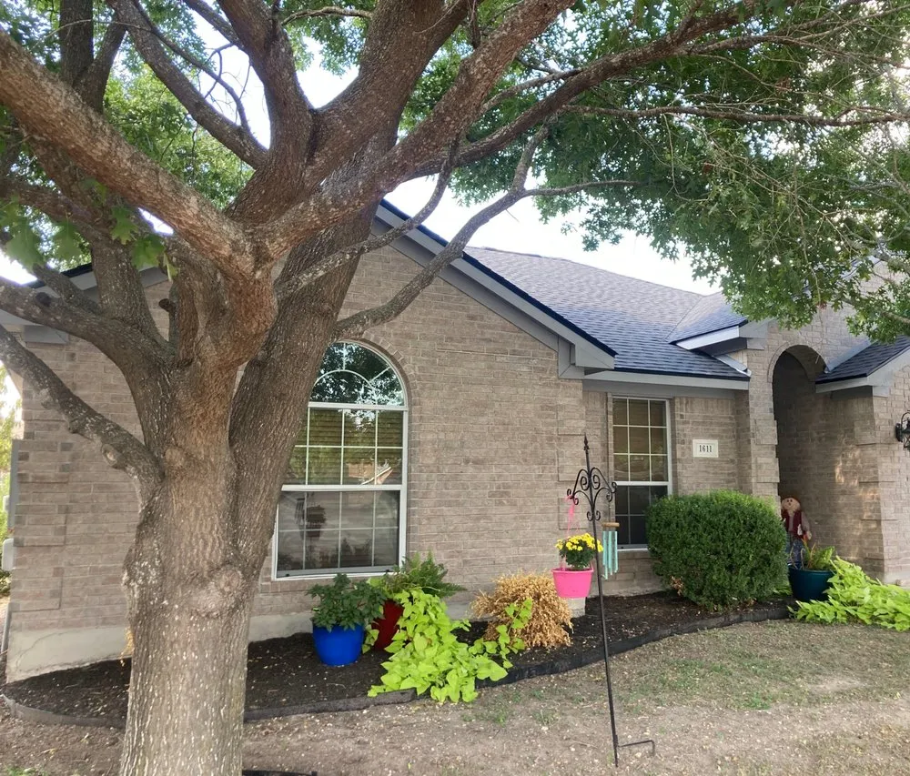 Slide of 3 Rivers Roofing