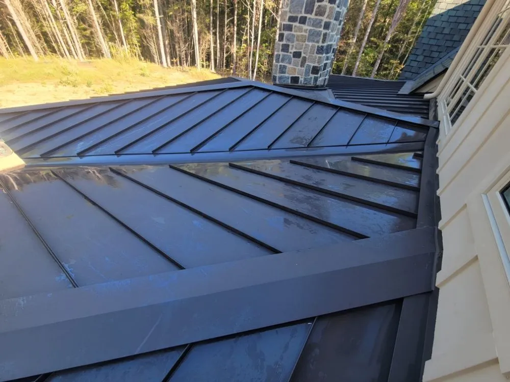 Slide of 3 Wolves Roofing