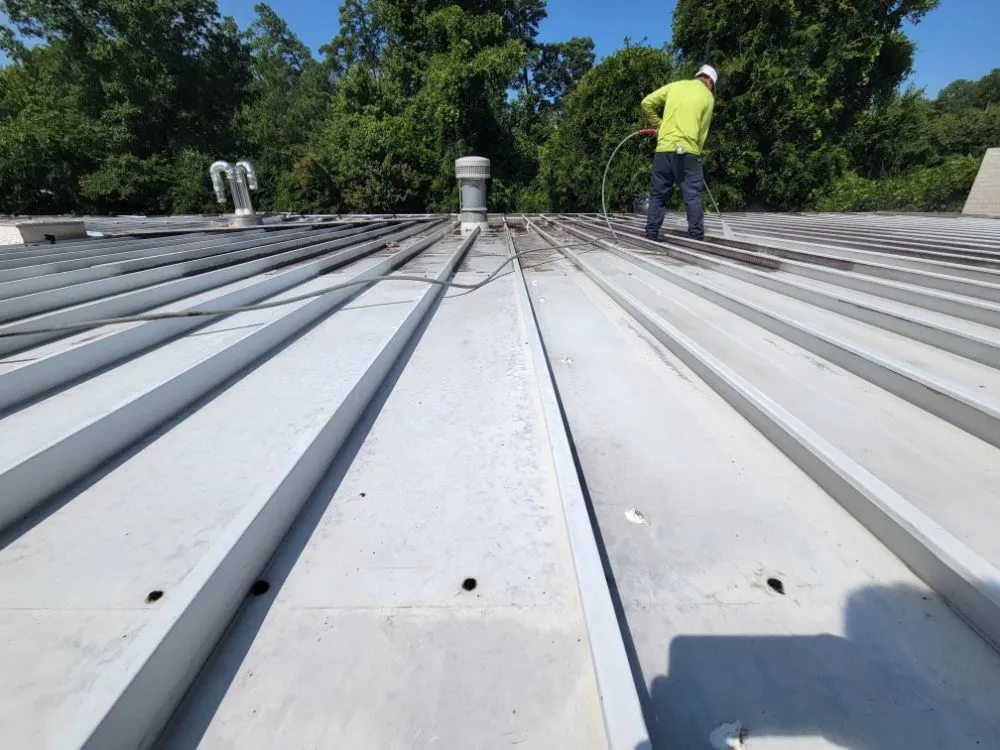 Slide of 3 Wolves Roofing