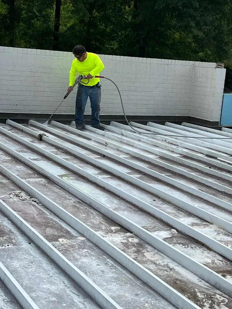 Slide of 3 Wolves Roofing