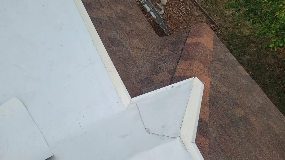 Slide of 3 Wolves Roofing