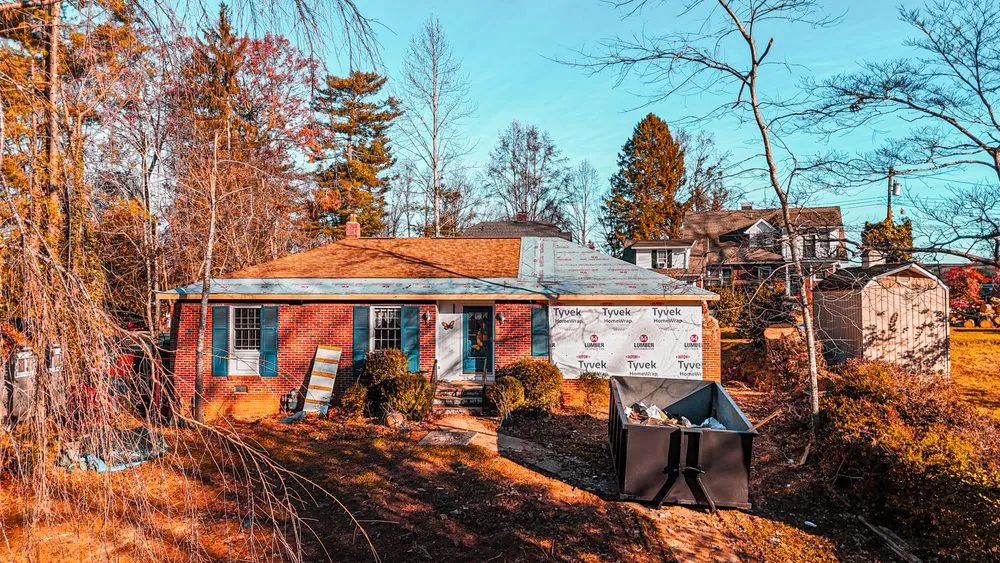 Slide of 300 Builders