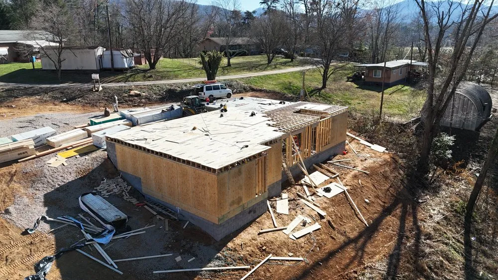 Slide of 300 Builders