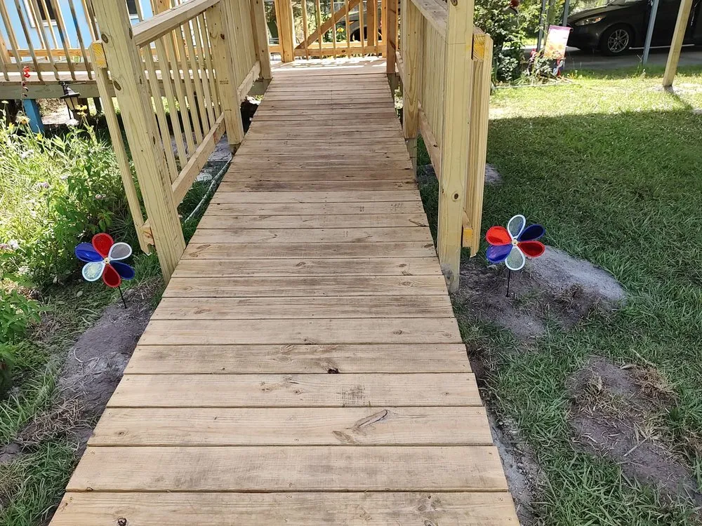 Slide of 360 Precision Cleaning & Maintenance, LLC