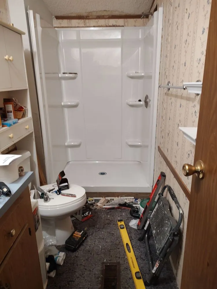 Slide of 360 Precision Cleaning & Maintenance, LLC