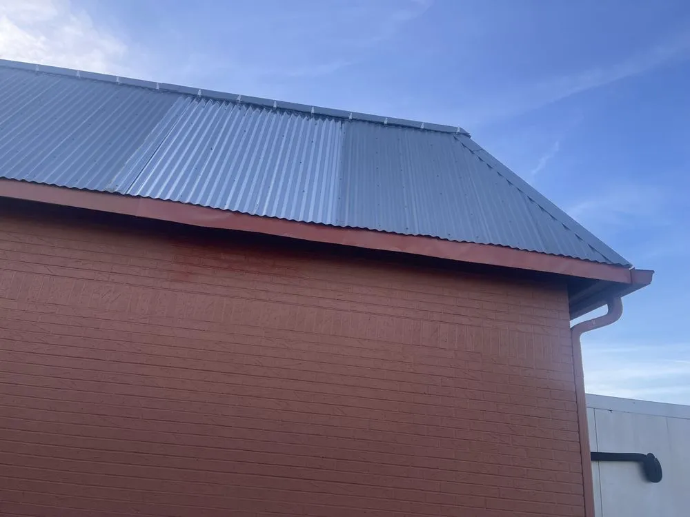 Slide of 3D Construcción and Cleaning Company