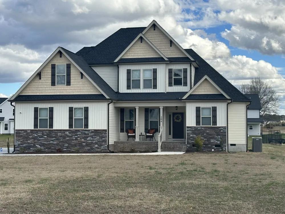 Slide of 3D Roofing and Exteriors