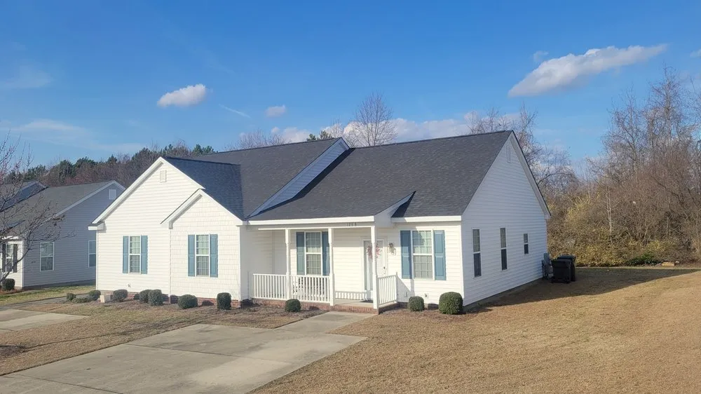 Slide of 3D Roofing and Exteriors