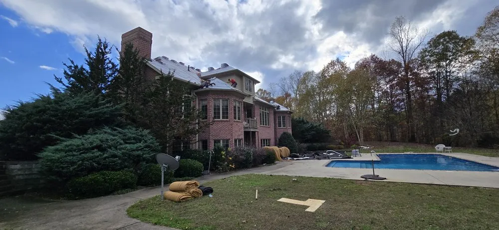 Slide of 3D Roofing Group