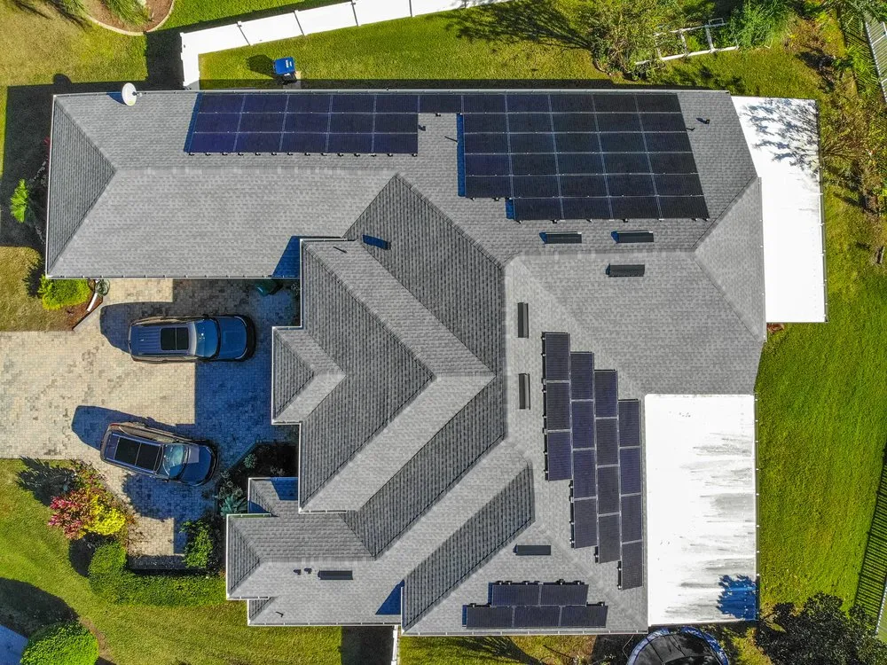 Slide of 3MG Roofing & Solar