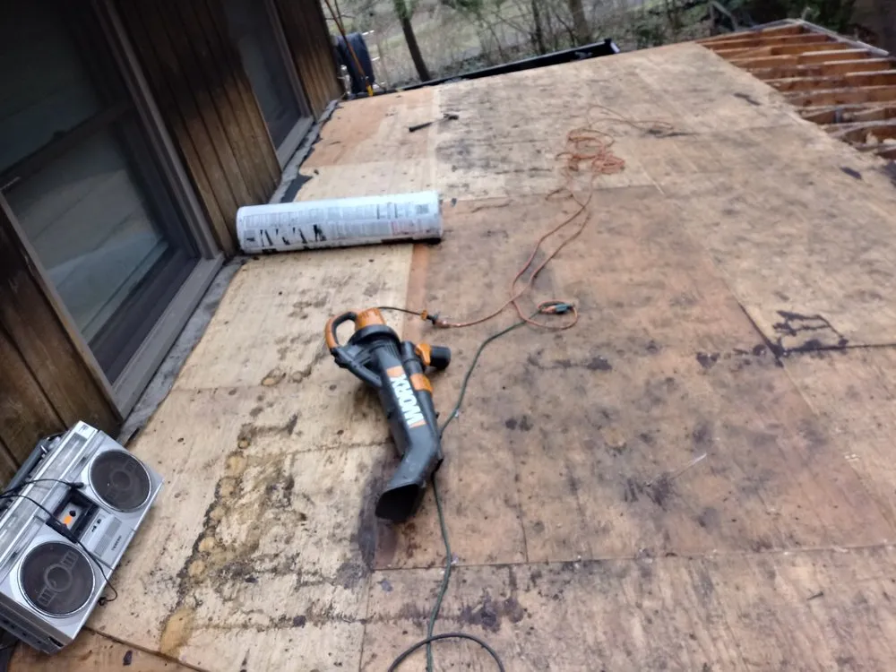 Slide of 4 Corners Construction