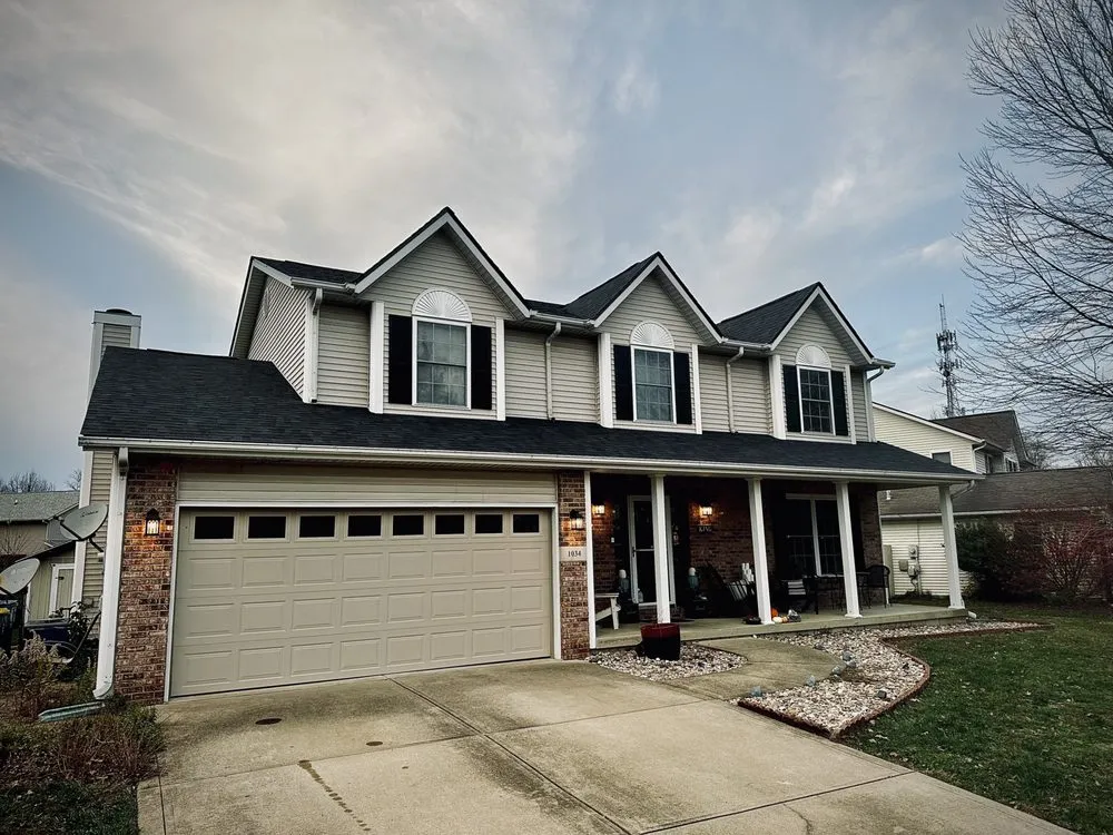 Slide of 4 Good Reasons Roofing