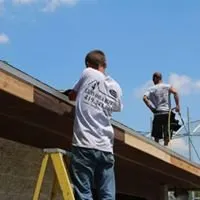 Slide of 4 Guys And A Roof