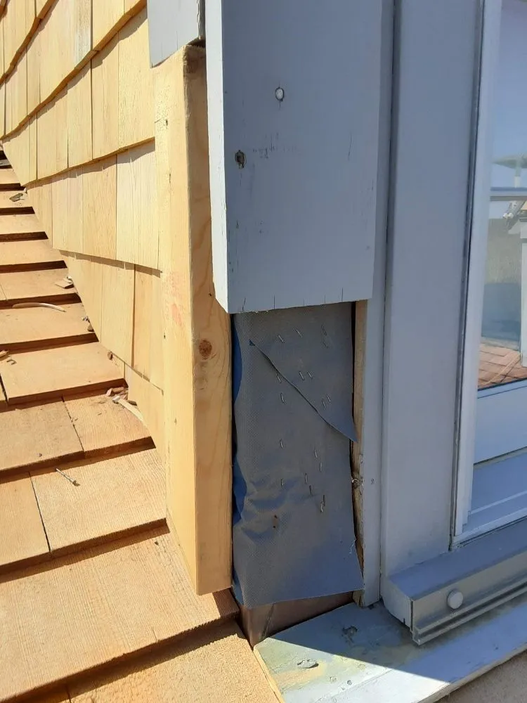 Slide of 4 Paws Outdoor Service