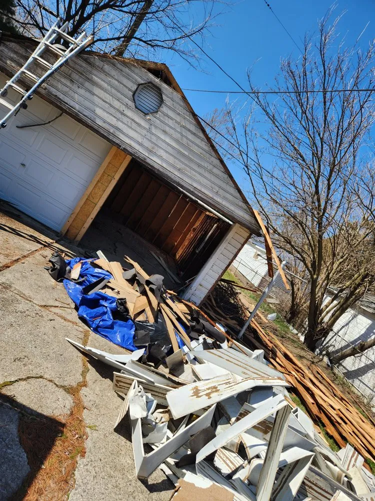 Slide of 4 Seasons Renovations