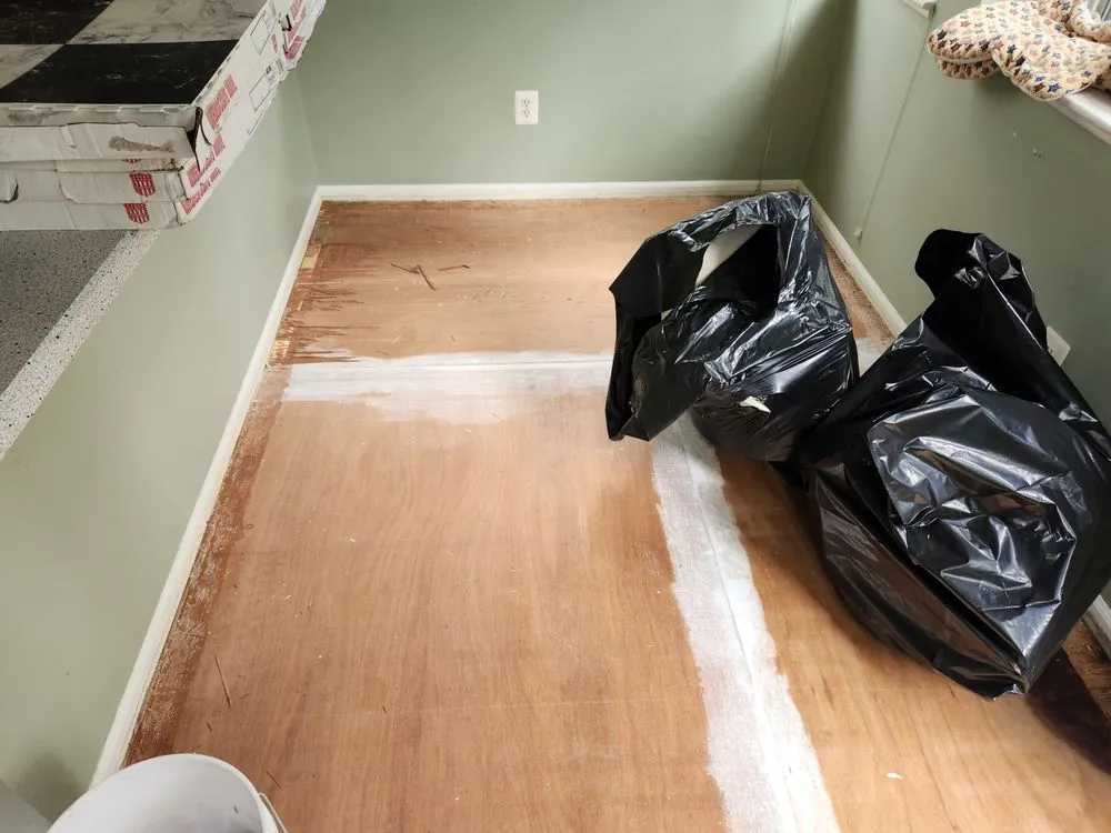 Slide of 4 Seasons Renovations