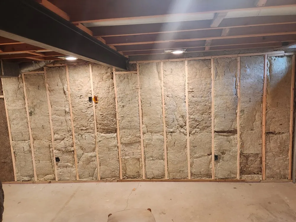 Slide of 4 Seasons Renovations