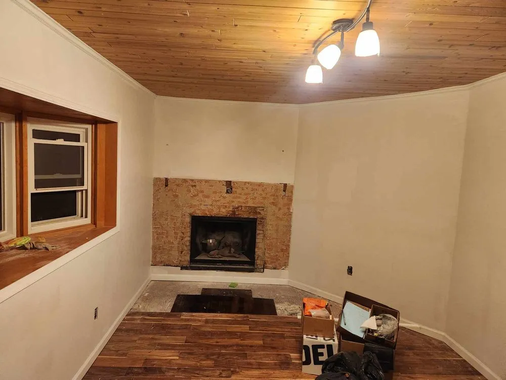 Slide of 4 Seasons Renovations