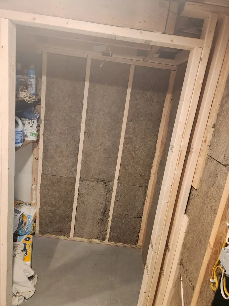 Slide of 4 Seasons Renovations