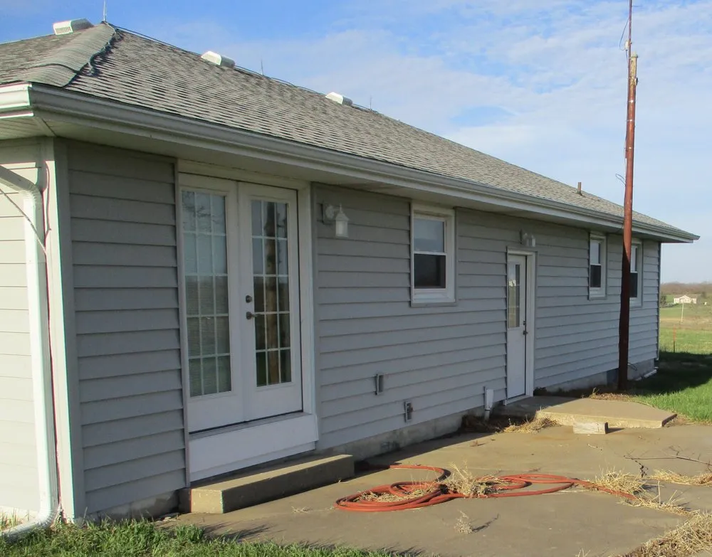 Slide of 4 Seasons Siding - Windows - Roofing