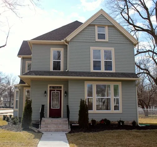 Slide of 4 Seasons Siding - Windows - Roofing