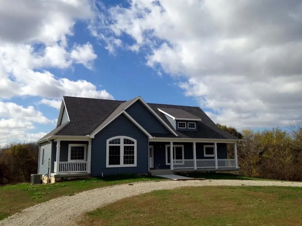 Slide of 4 Seasons Siding - Windows - Roofing