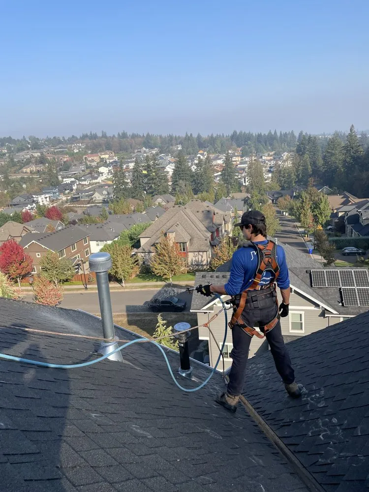 Slide of 4 Seasons Soft Wash & Pressure Wash