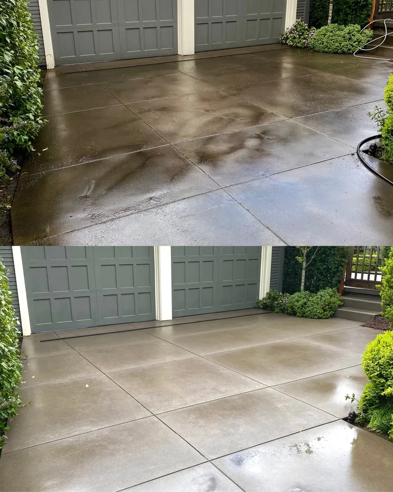 Slide of 4 Seasons Soft Wash & Pressure Wash