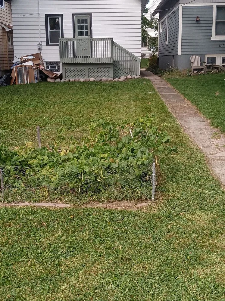 Slide of 414 You Invest Services Group