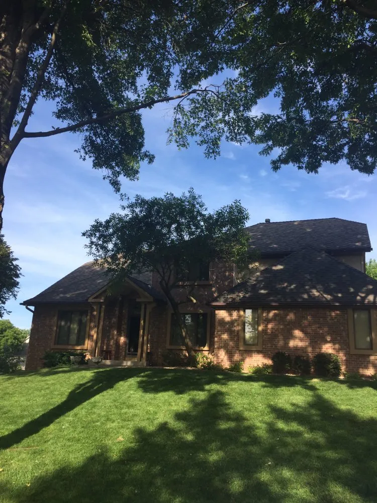 Slide of 435 Roofing