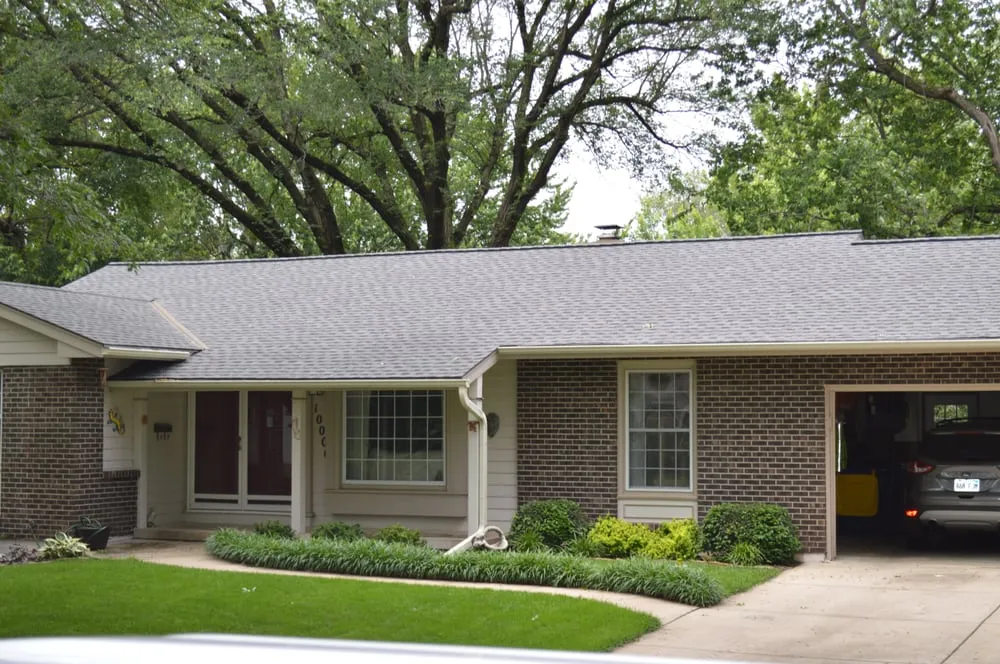 Slide of 435 Roofing