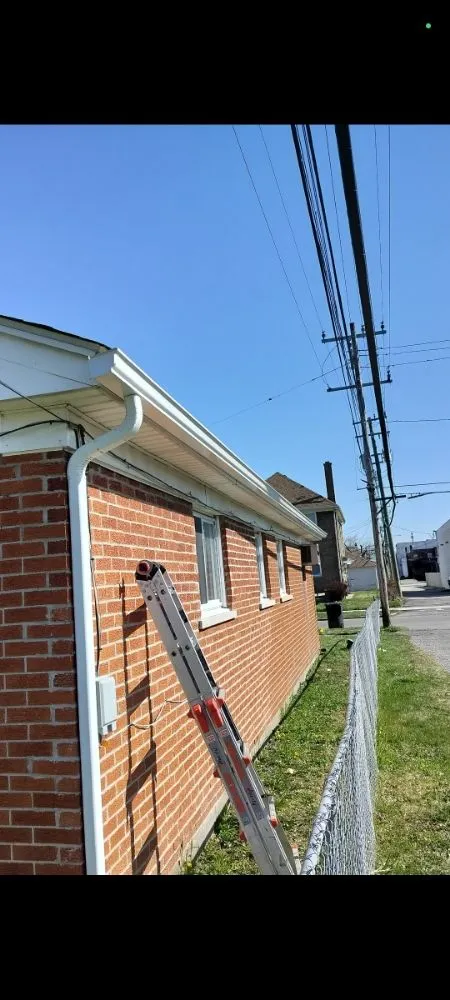 Slide of 4DF Exteriors