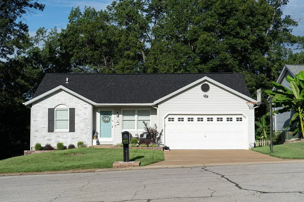 Slide of 4K Exteriors