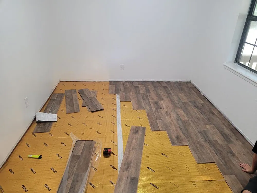 Slide of 4L Roofing & Construction