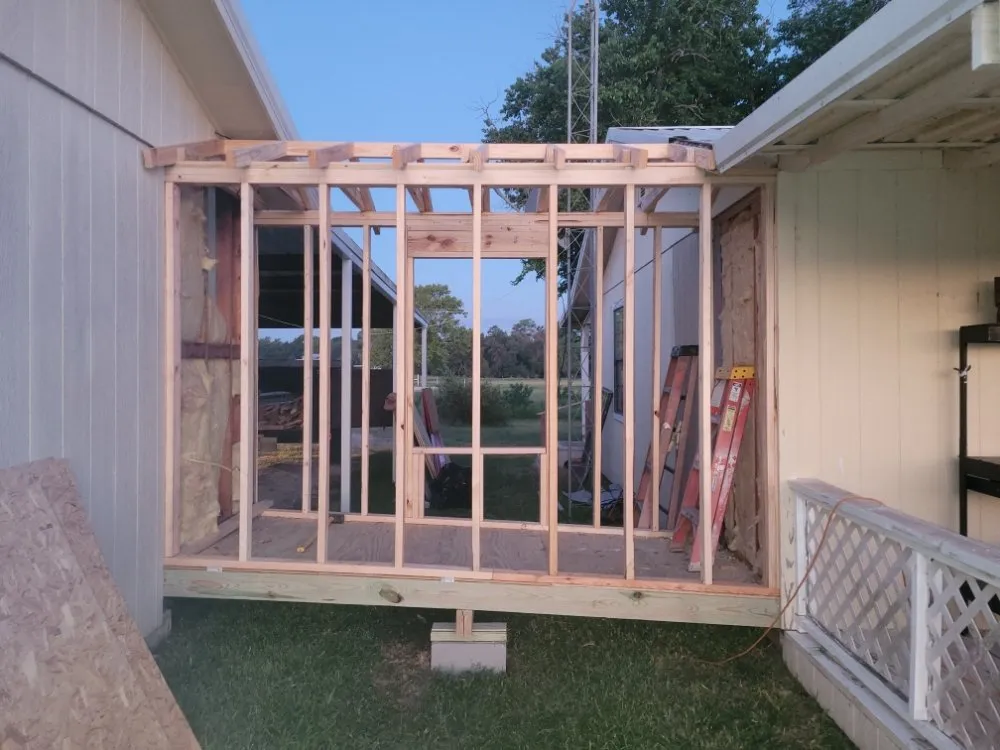 Slide of 4L Roofing & Construction