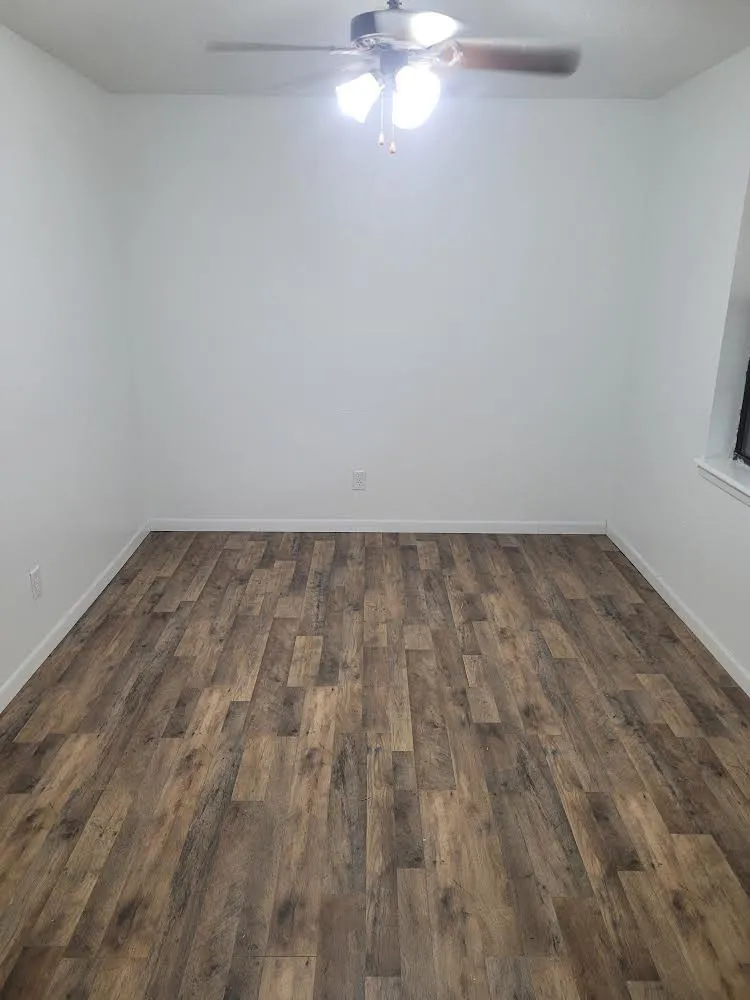 Slide of 4L Roofing & Construction