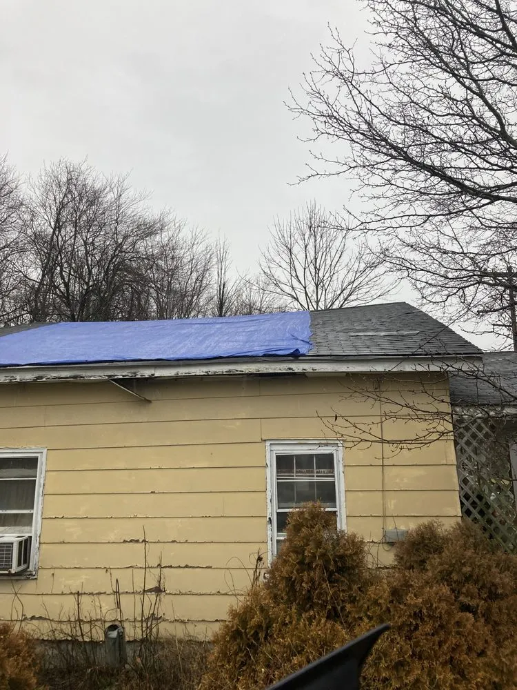 Slide of 4MenRoofing