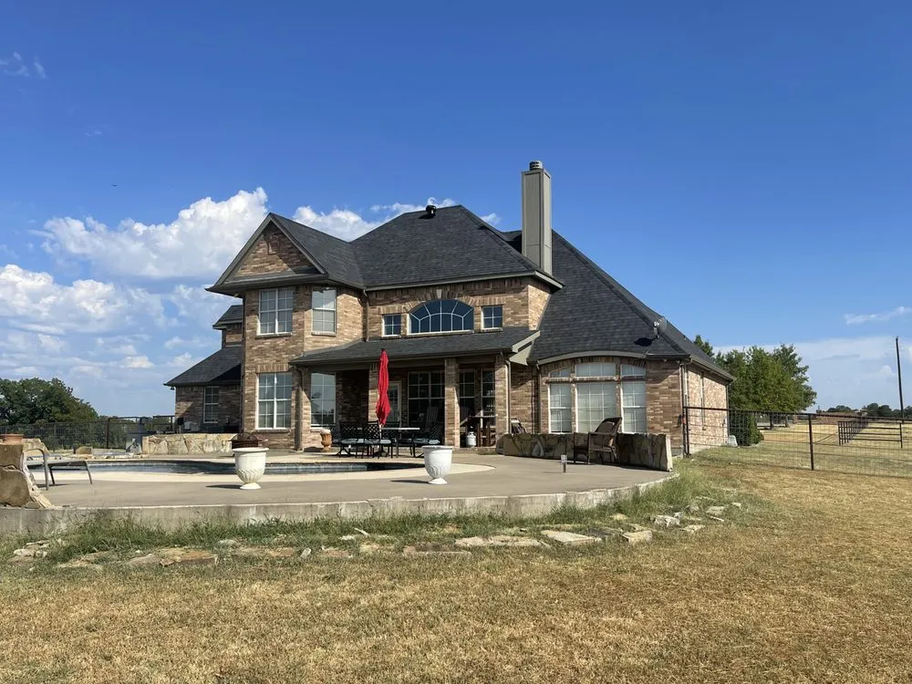 Slide of 4W Roofing & Construction