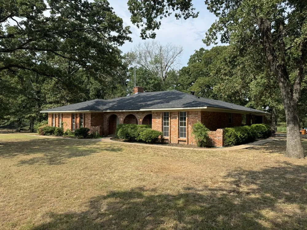 Slide of 4W Roofing & Construction